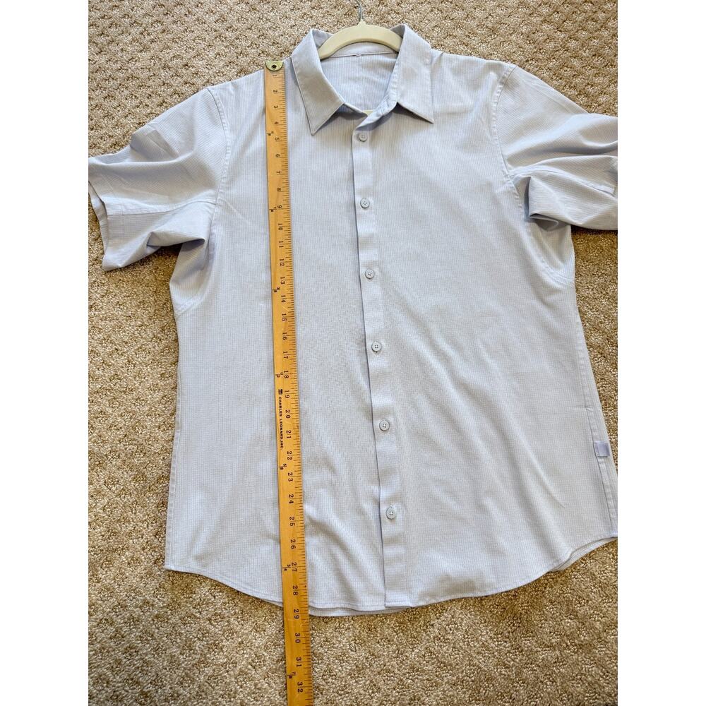 Lululemon Airing Easy Short Sleeve Shirt Vapor Light Blue Men's Medium - Picture 9 of 11